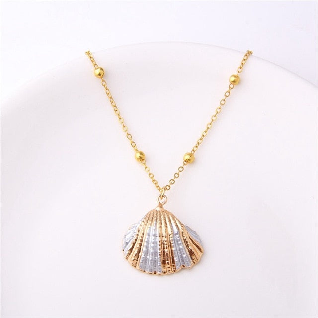 Boho Conch Shell Necklace