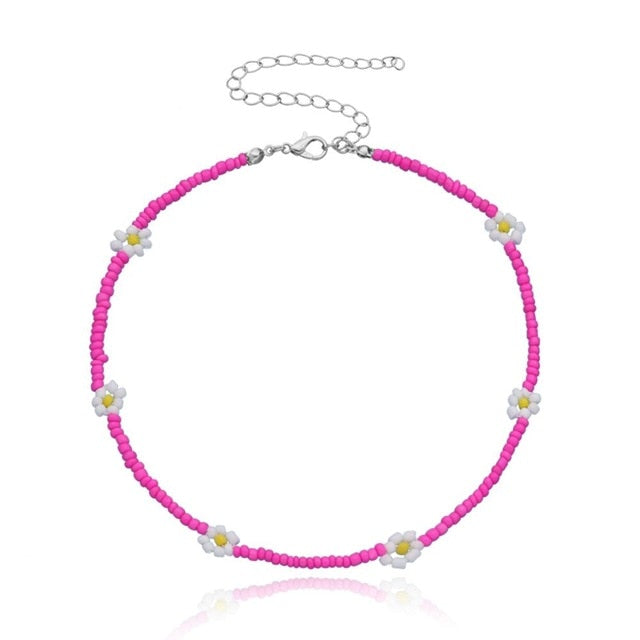 Lovely Daisy Flowers Colorful Beaded Necklace