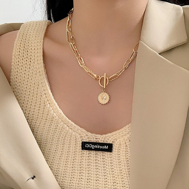 Thick Chain Toggle Clasp Gold Necklace